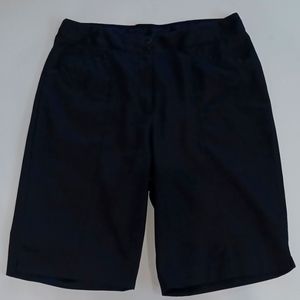 Women's Nike Golf Short.  Black size 10.